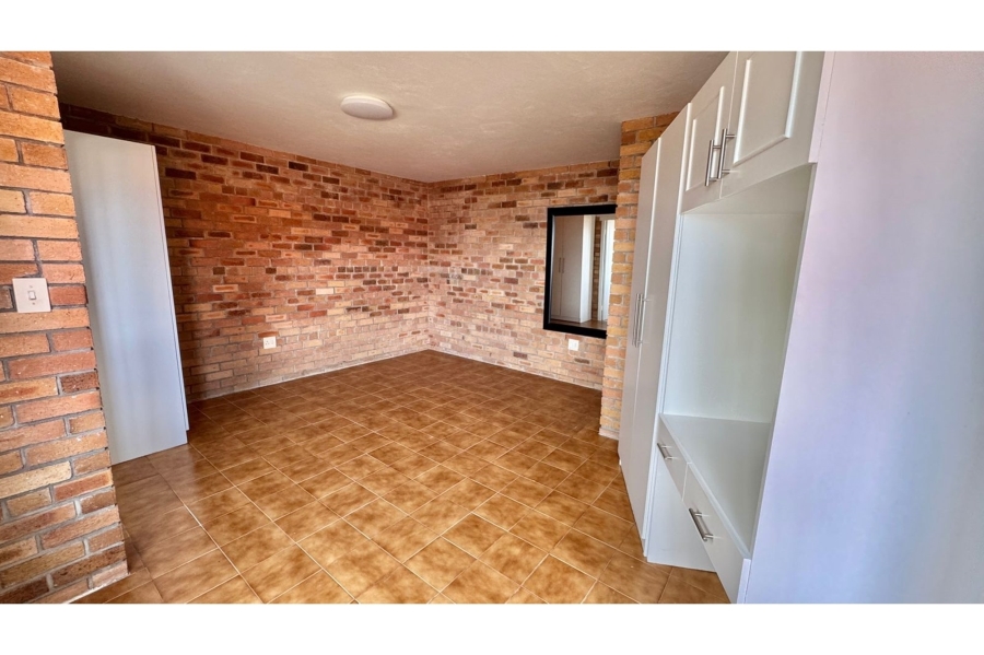 To Let 1 Bedroom Property for Rent in Clifton Western Cape